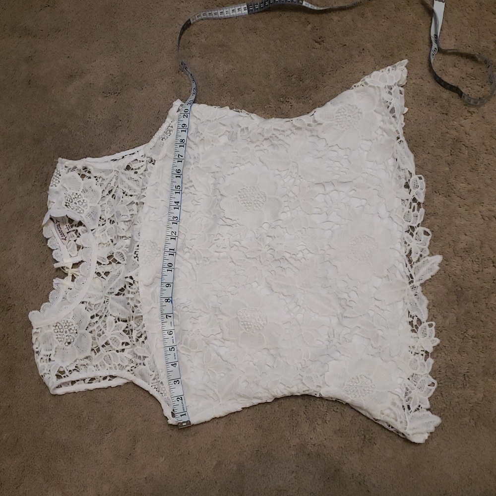 Lace top - Picture 7 of 7